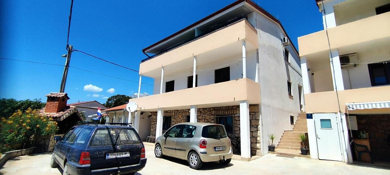 Apartments Andela Starigrad Paklenica Exterior photo