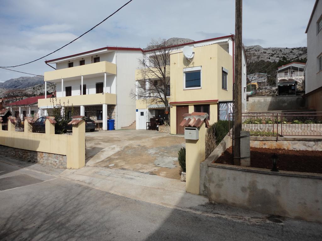 Apartments Andela Starigrad Paklenica Exterior photo